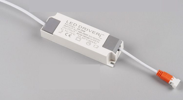 恒流與恒壓LED驅(qū)動器：選擇最適合你的LED燈驅(qū)動方案