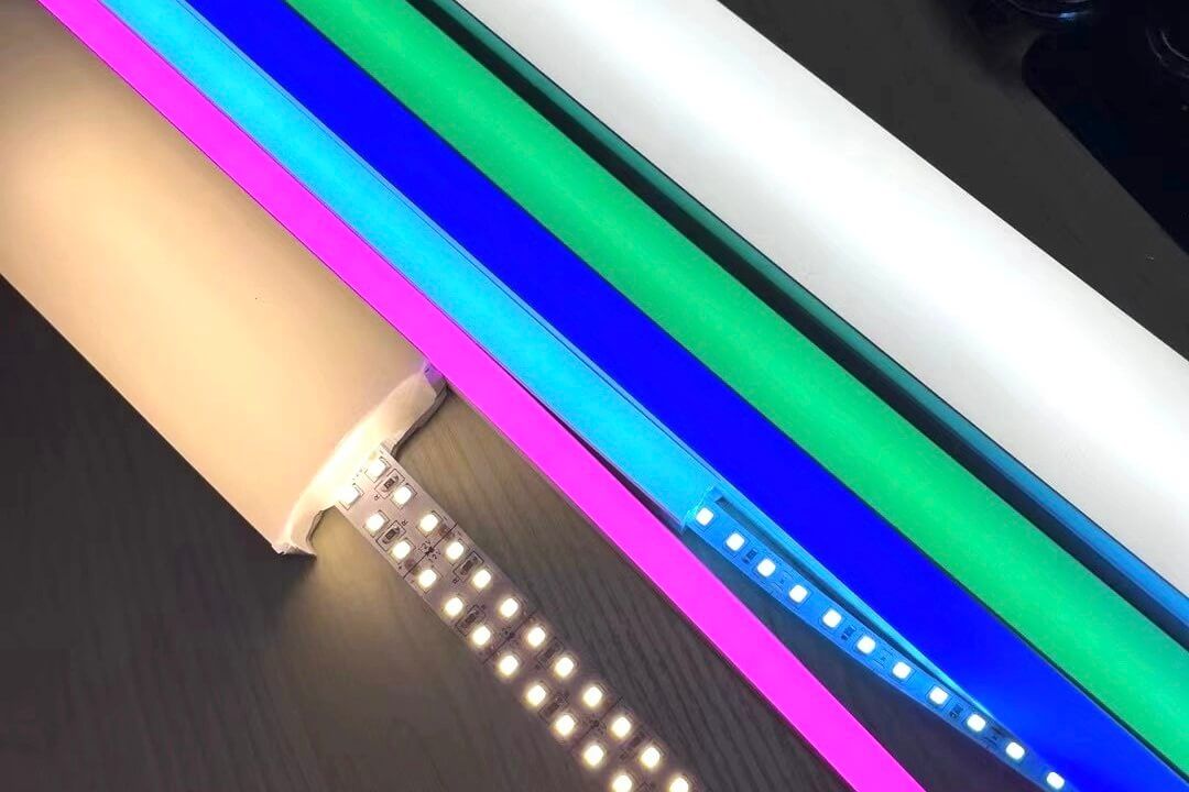 硅膠燈帶能90度折彎嗎？詳解可彎曲性與安裝技巧